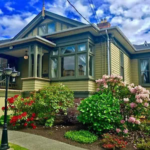Robert Porter House 4* Victoria